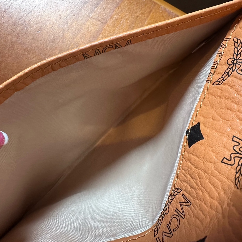 MCM Authentic Envelope Pouch Clutch Cognac - Picture 3 of 5